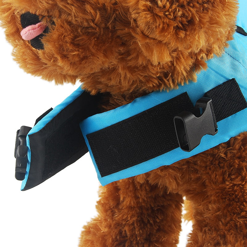 Shark Dog Life Vest – Fun and Safety for Summer Adventures